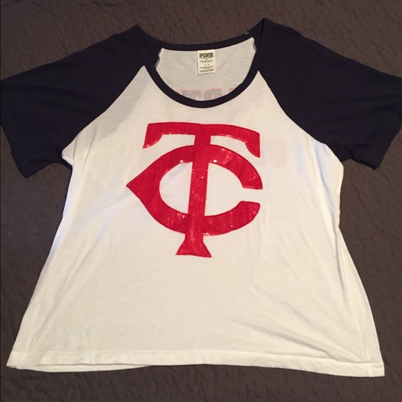 TWINS party shirt VS PINK
