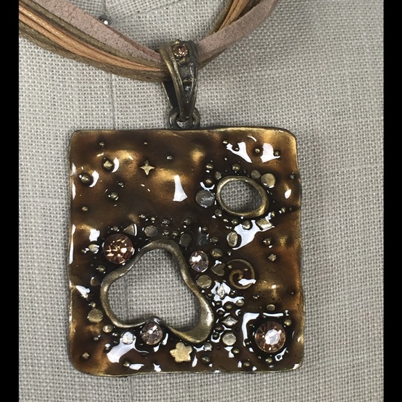 Necklace - Picture 2 of 3