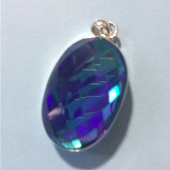 ✅✅REDUCED ‼️Mystic Topaz Pendant 🎀Aprox.36 Tcw🎀 - Picture 2 of 4