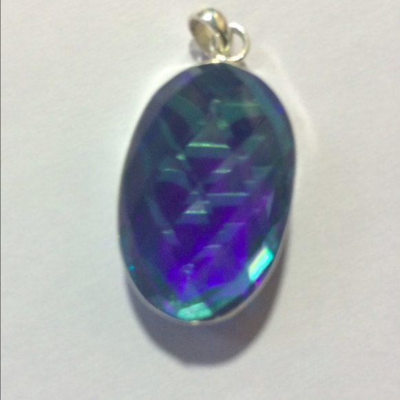 ✅✅REDUCED ‼️Mystic Topaz Pendant 🎀Aprox.36 Tcw🎀 - Picture 3 of 4