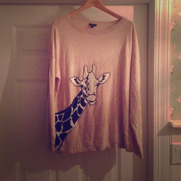 Giraffe sweater