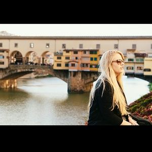 Meet your Posher, Brikelle