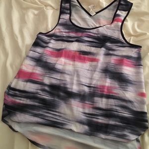 Lululmeon flow top , multi colored , gently used