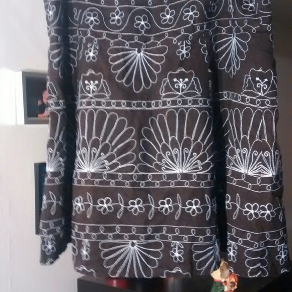 Skirt - Picture 1 of 2