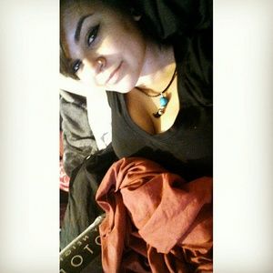 Meet your Posher, Vanessa