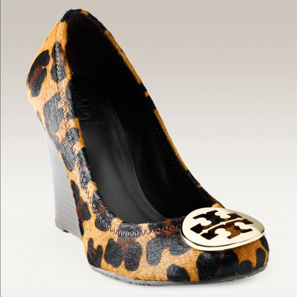 'Sophie' leopard printed/ Gold Wedge Heel 💚