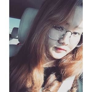 Meet your Posher, Khanh