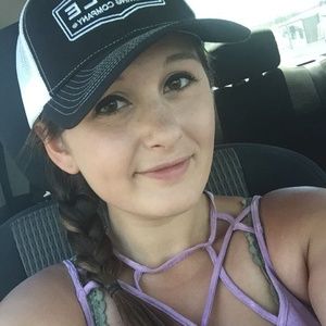 Meet your Posher, Nichole