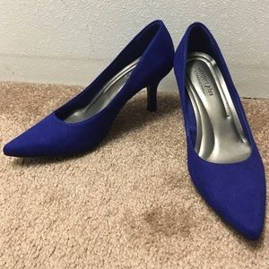 NEVER WORN Cobalt Blue Comfort Heels