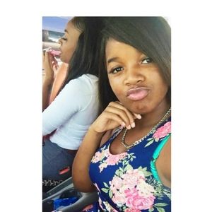 Meet your Posher, Pretty