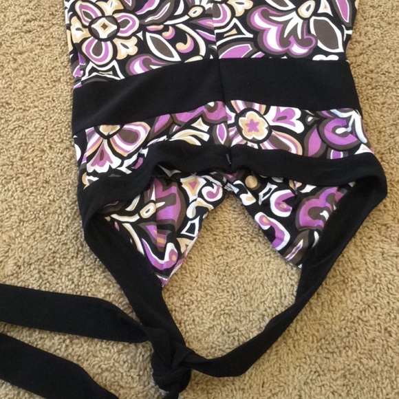 Halter-tie Dress - Picture 2 of 2