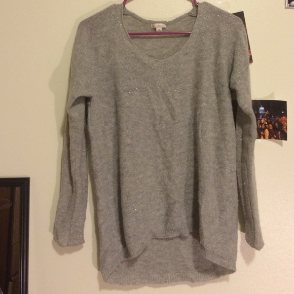 Light gray sweater
