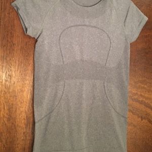 Lululemon top