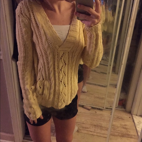 American eagle hooded sweater
