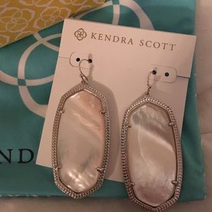 Kendra Scott pearl Danielle earrings