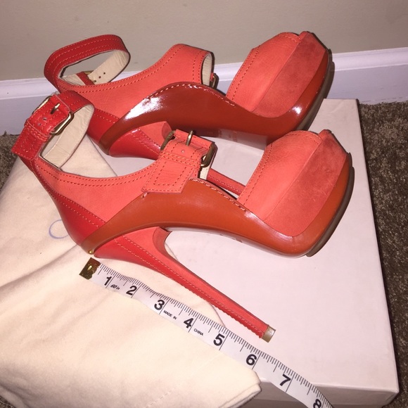 Shoes - Picture 4 of 4