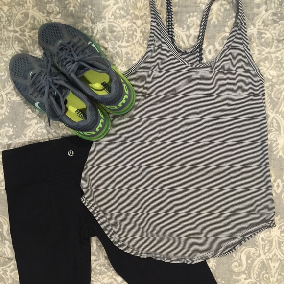 *REDUCED* LULULEMON ATHLETICA | striped tank