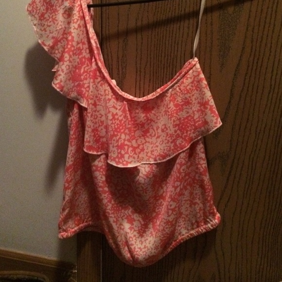 One shoulder top - Picture 1 of 3