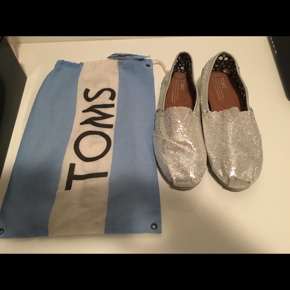 TOMS silver sequin Women's 7