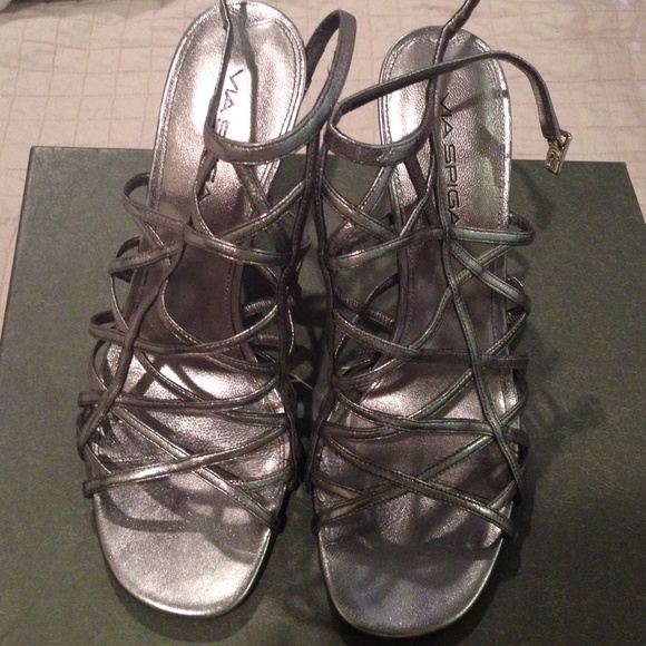 Via Spiga Heels in metallic gray size 38