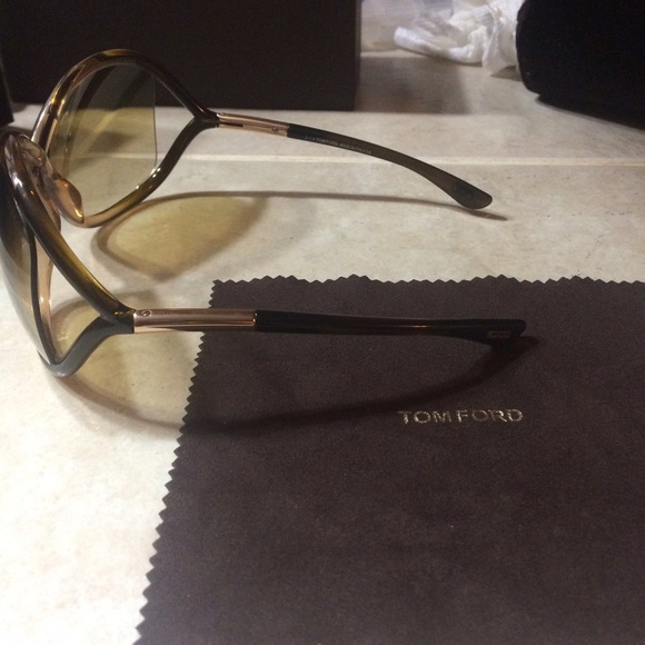 Tom ford sunglasses - Picture 4 of 4