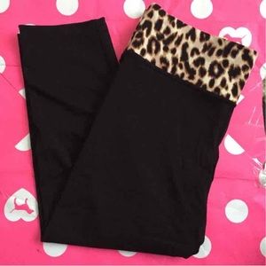 Vs pink cropped leggings