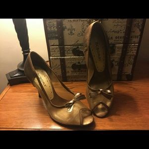 Mesh Bronze Peep Toe Heels