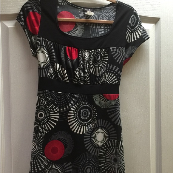 Pretty top almost new worn once. - Picture 3 of 3