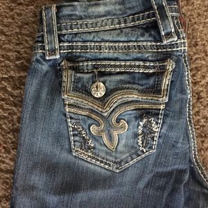 Rock revival jeans💪🏼!!!!!