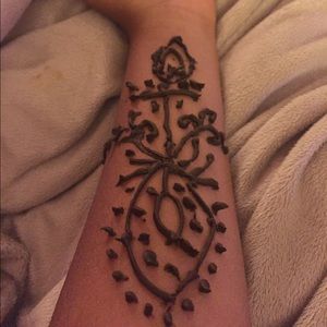 Meet your Posher, Ashika