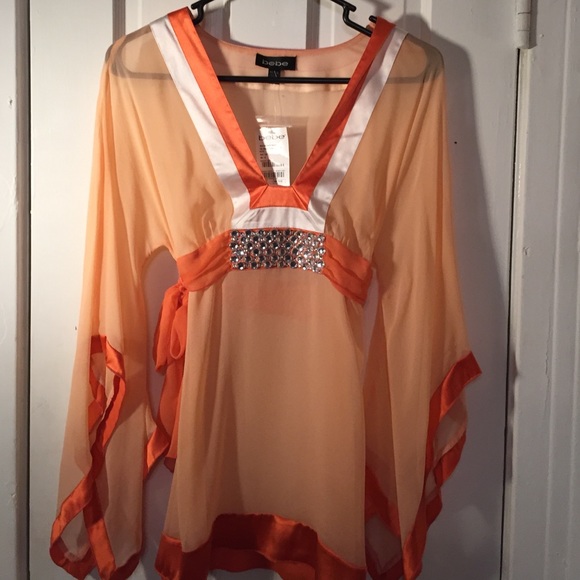 BEBE TIE BACK KIMONO TOP!❤️❤️❤️❤️