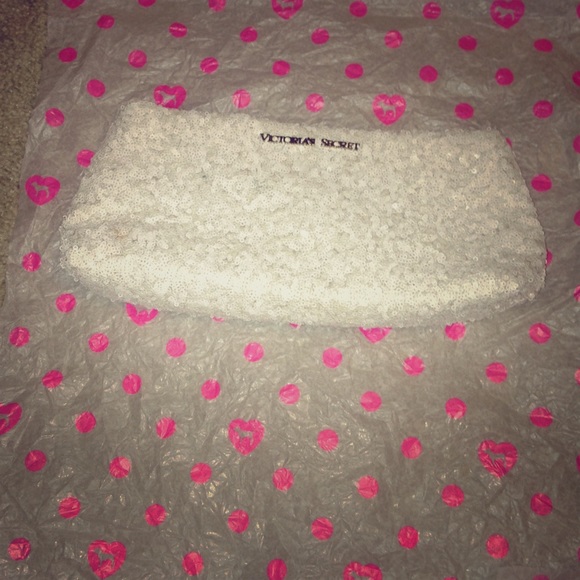Victorious secret makeup bag