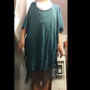 RVCA shirt/sweater! Super cute!!! Size M/L