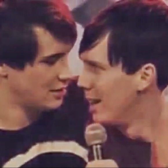 Meet your Posher, Alexx - Picture 1 of 1