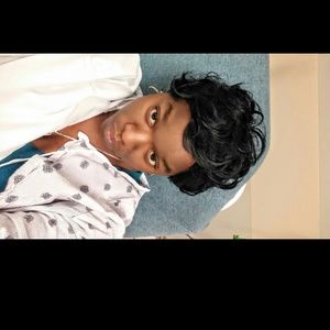 Meet your Posher, Jasmine