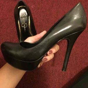 Jessica Simpson heels