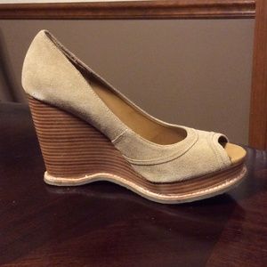 Steve Madden Peep Toe Wedges