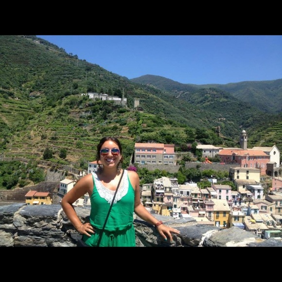 β¨ππ Meet Your Posher, Zayna! ππβ¨ - Picture 3 of 4