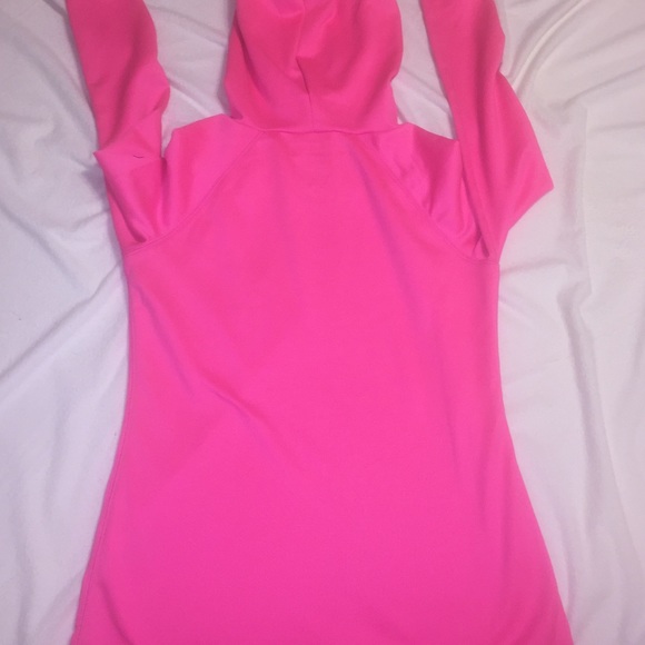 Never wear - Picture 3 of 3