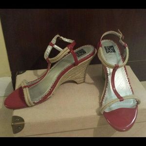 Red wedge shoes