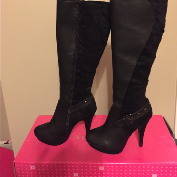 Beautiful Black Boots🍂 Black Friday Sale!!