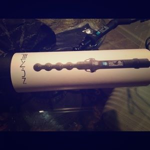 Nume Pearl Curling wand
