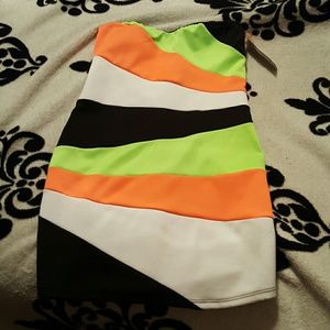 NWT A strapless fun party dress!