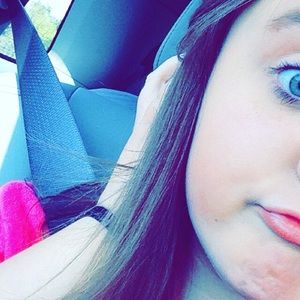 Meet your Posher, Keely