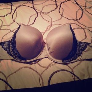 VS Fabulous bra - 34DDD