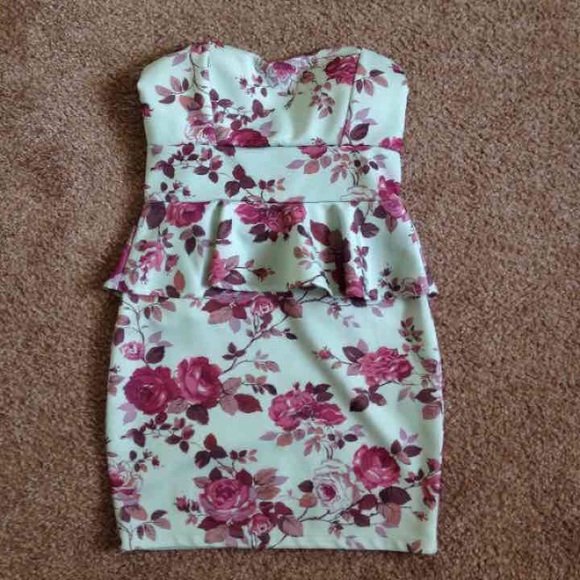 Sea foam green flattering floral dress