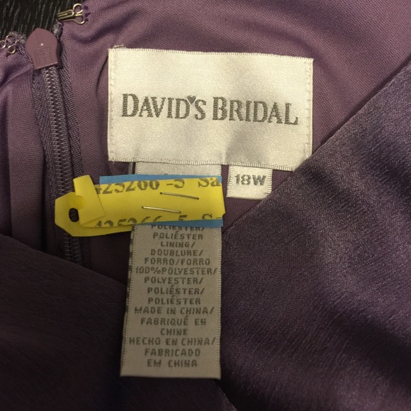 SOLD IN BUNDLEDavids Bridal Beautiful formal gown! - Picture 4 of 4