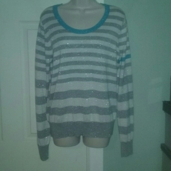 *Reduced Silver And White Striped Sweater - Picture 2 of 3