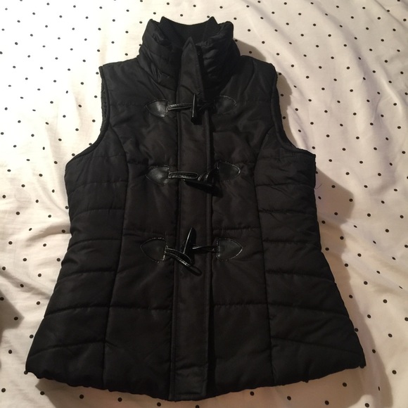 Black Puffer Vest