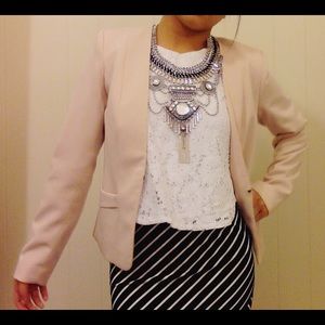 H&M Soft Pink Blazer Size 4